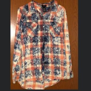 Justify flannel bleached shirt